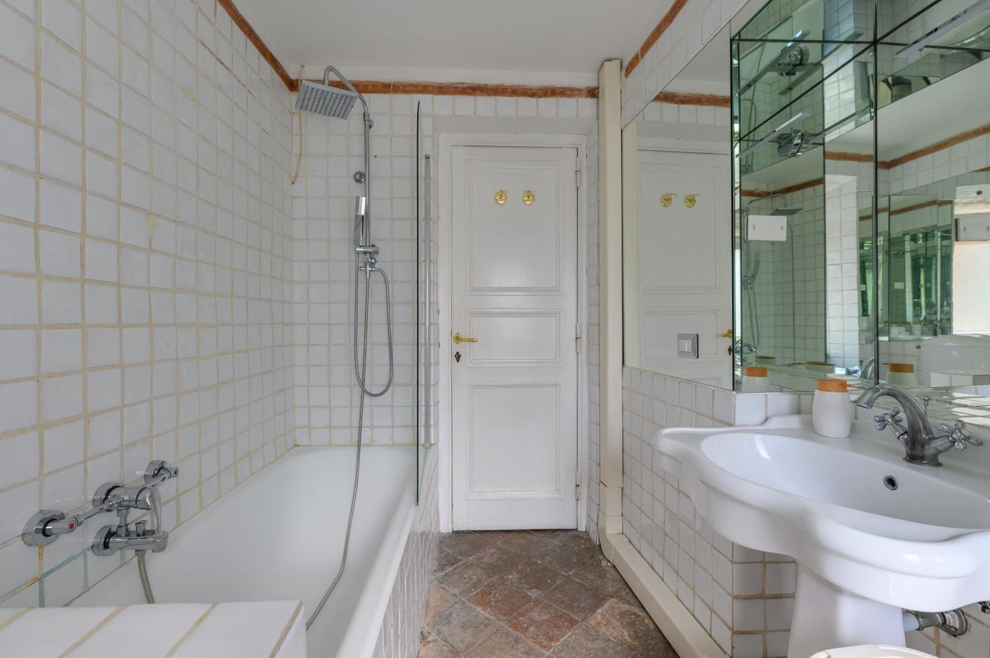 Apartment Historic Center - Navona Luxe Haven - Elevator, Soundproof & Netflix *